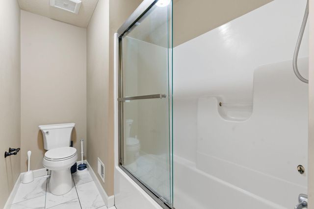 7707 Oxbow Creek Circle N, Brooklyn Park, MN 55445