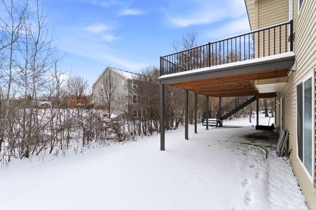 7707 Oxbow Creek Circle N, Brooklyn Park, MN 55445