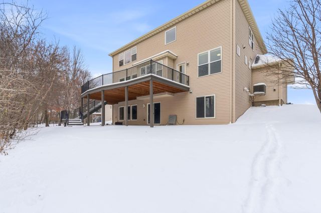 7707 Oxbow Creek Circle N, Brooklyn Park, MN 55445