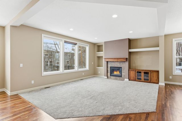 7707 Oxbow Creek Circle N, Brooklyn Park, MN 55445