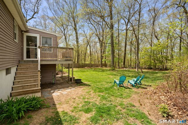 17 Ledgewood Drive, Ledyard, CT 06335