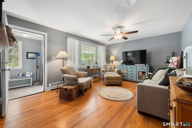 17 Ledgewood Drive, Ledyard, CT 06335