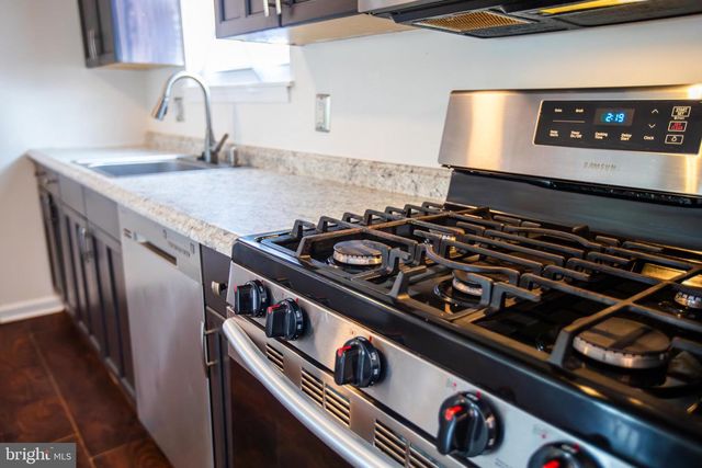 43 FAIRMOUNT AVE, Sicklerville, NJ 08081