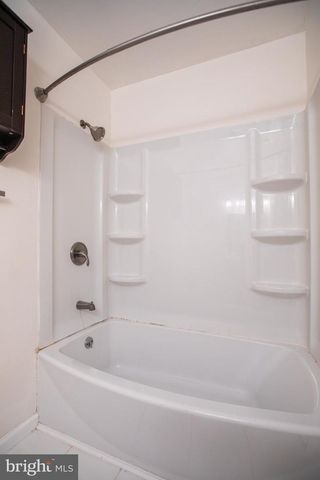 43 FAIRMOUNT AVE, Sicklerville, NJ 08081