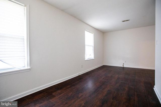 43 FAIRMOUNT AVE, Sicklerville, NJ 08081