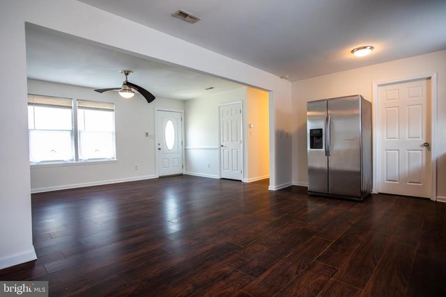 43 FAIRMOUNT AVE, Sicklerville, NJ 08081