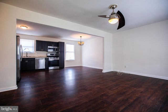 43 FAIRMOUNT AVE, Sicklerville, NJ 08081