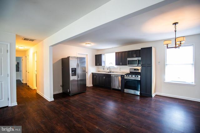 43 FAIRMOUNT AVE, Sicklerville, NJ 08081