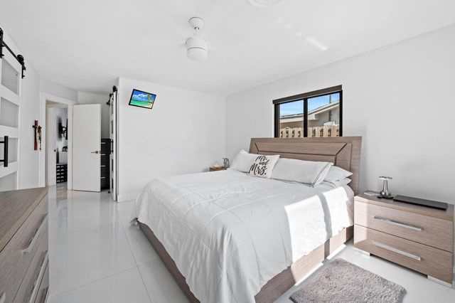 4314 Roosevelt St, Hollywood, FL 33021