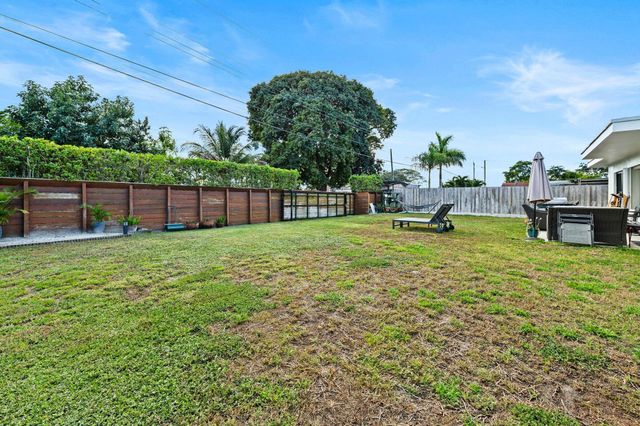 4314 Roosevelt St, Hollywood, FL 33021