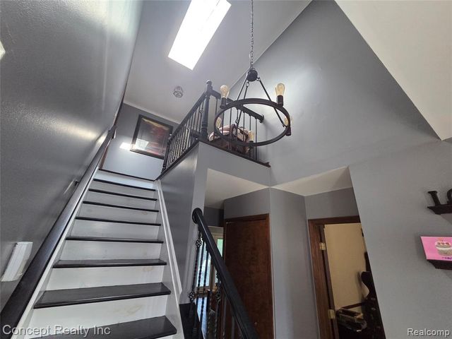 21467 Jewell Court, Grosse Ile, MI 48138