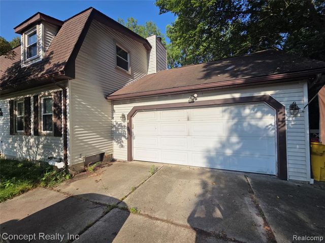 21467 Jewell Court, Grosse Ile, MI 48138