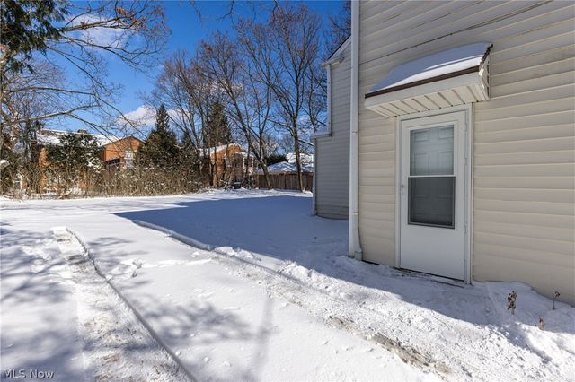 19013 Chagrin Boulevard, Shaker Heights, OH 44122