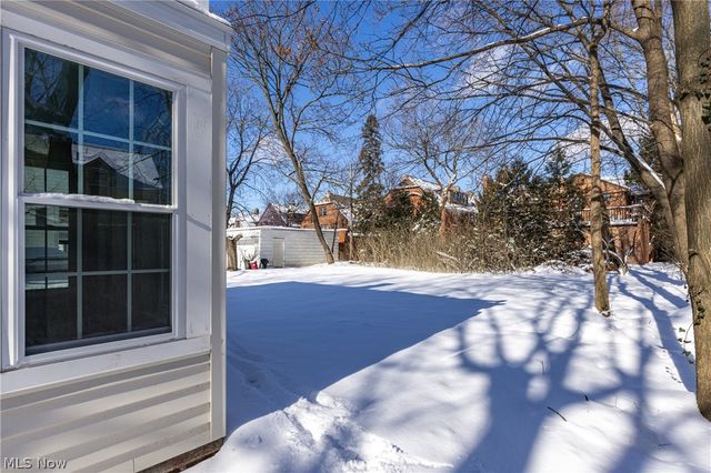 19013 Chagrin Boulevard, Shaker Heights, OH 44122