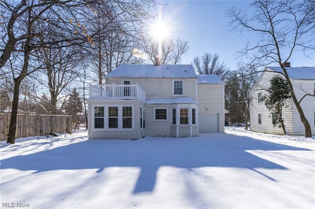 19013 Chagrin Boulevard, Shaker Heights, OH 44122