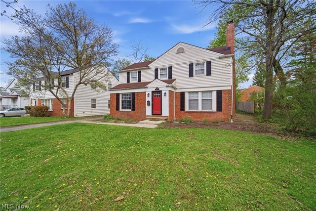 19013 Chagrin Boulevard, Shaker Heights, OH 44122