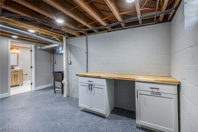 19013 Chagrin Boulevard, Shaker Heights, OH 44122