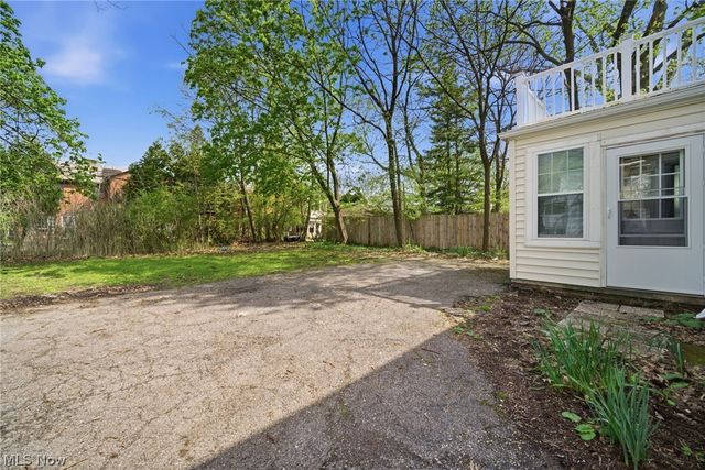 19013 Chagrin Boulevard, Shaker Heights, OH 44122