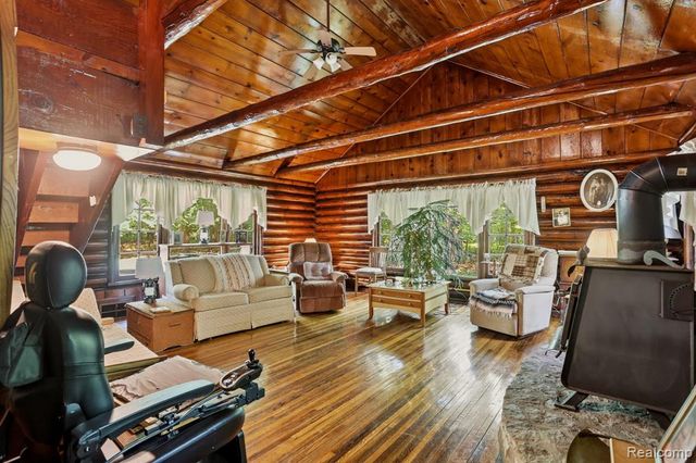 3814 S Towerline Road, Bridgeport, MI 48722