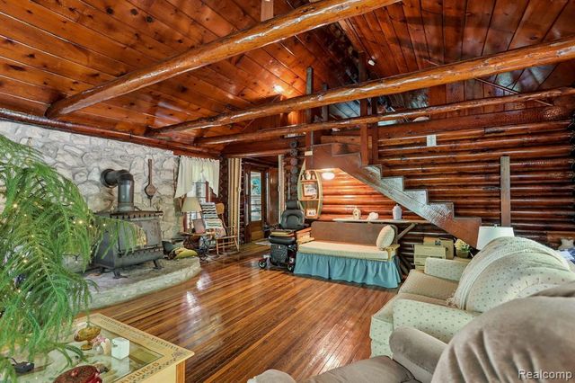 3814 S Towerline Road, Bridgeport, MI 48722