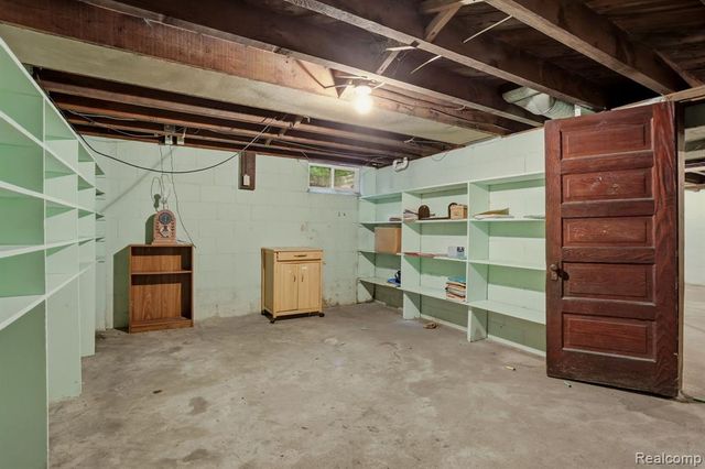 3814 S Towerline Road, Bridgeport, MI 48722