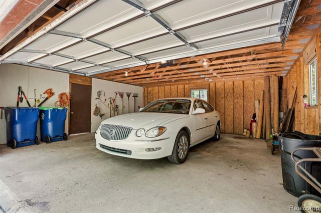 3814 S Towerline Road, Bridgeport, MI 48722