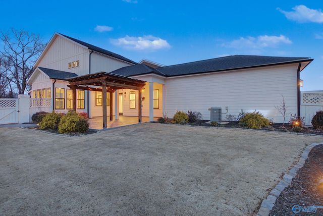 329 Clift Home Place Drive, Madison, AL 35757