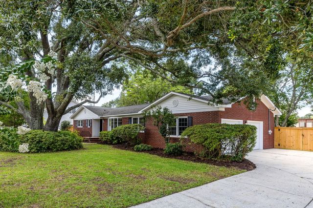 1335 Old Colony Road, Mount Pleasant, SC 29464