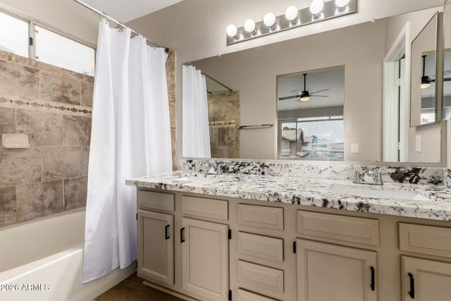 1445 E COUNTRYWALK Lane, Chandler, AZ 85225