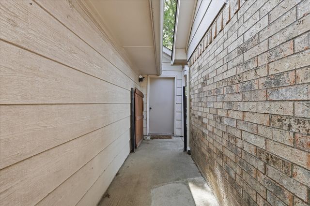100 E Graham, Mckinney, TX 75069