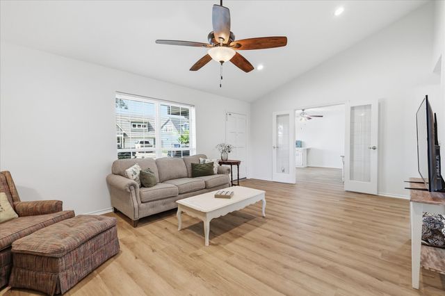 100 E Graham, Mckinney, TX 75069