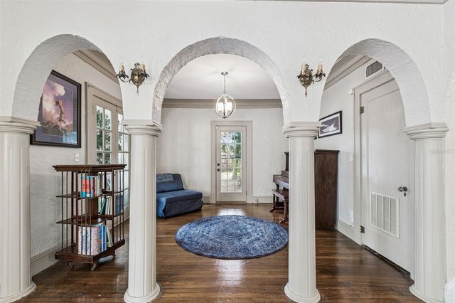 4326 3RD AVENUE S, St Petersburg, FL 33711