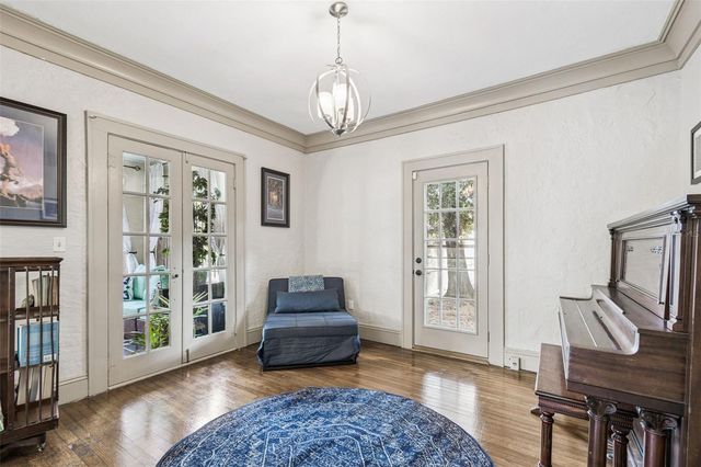 4326 3RD AVENUE S, St Petersburg, FL 33711