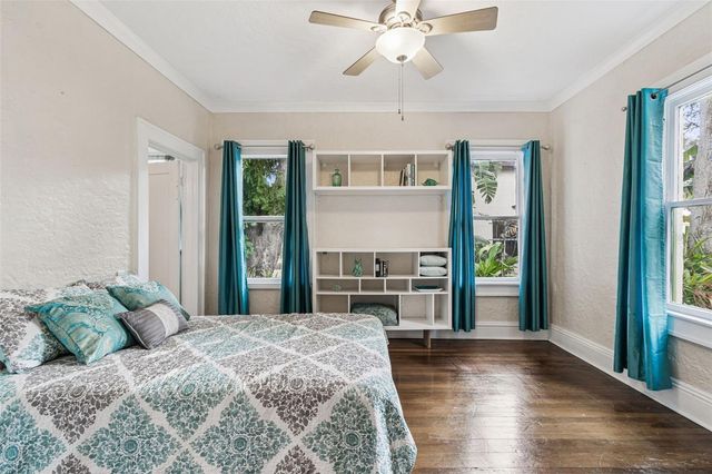 4326 3RD AVENUE S, St Petersburg, FL 33711