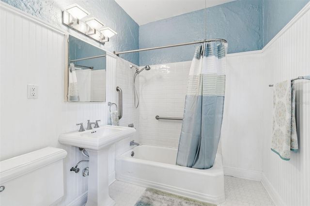 4326 3RD AVENUE S, St Petersburg, FL 33711