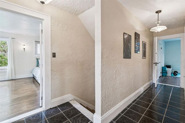 4326 3RD AVENUE S, St Petersburg, FL 33711