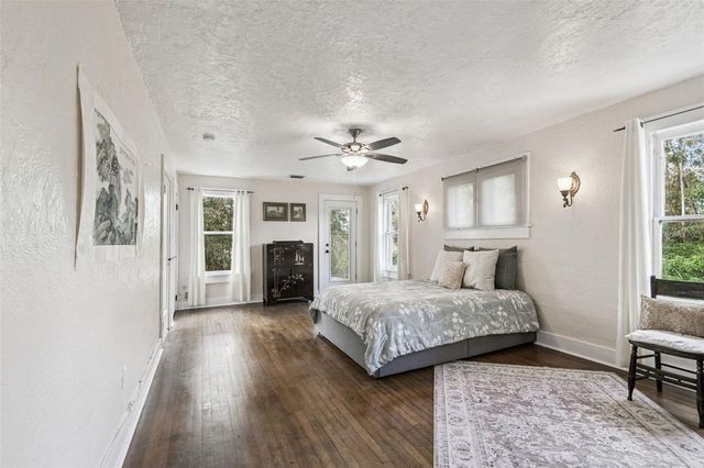 4326 3RD AVENUE S, St Petersburg, FL 33711