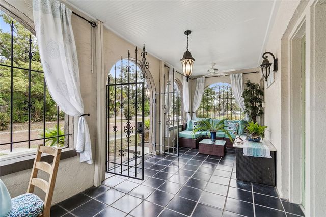 4326 3RD AVENUE S, St Petersburg, FL 33711