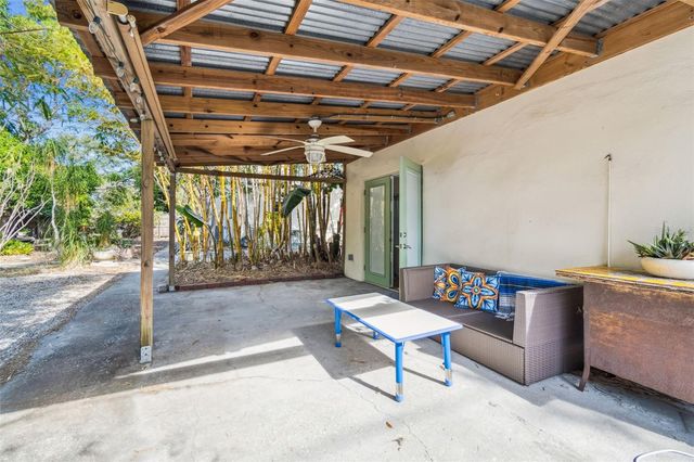 4326 3RD AVENUE S, St Petersburg, FL 33711