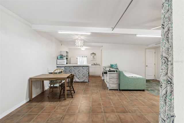 4326 3RD AVENUE S, St Petersburg, FL 33711