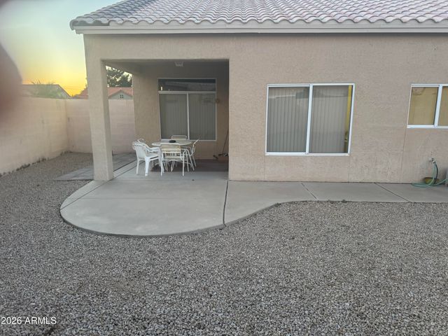 16126 W HERITAGE Drive, Sun City West, AZ 85375