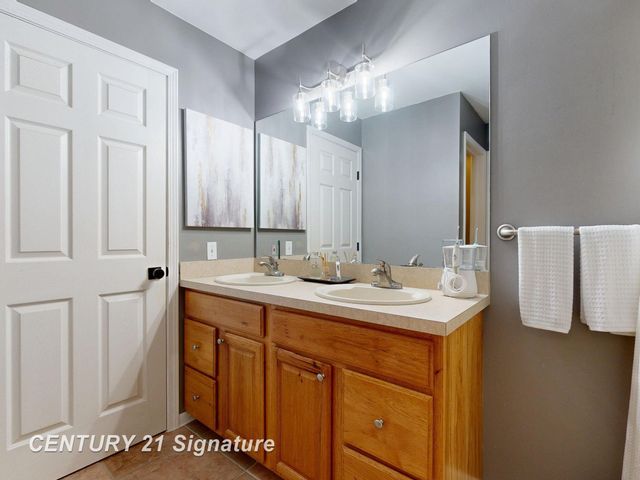 2400 Marlene Drive, Swartz Creek, MI 48473
