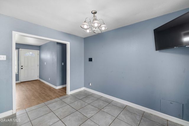 3607 W Avenue K11, Lancaster, CA 93536