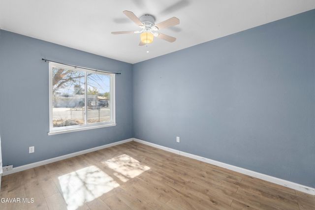 3607 W Avenue K11, Lancaster, CA 93536