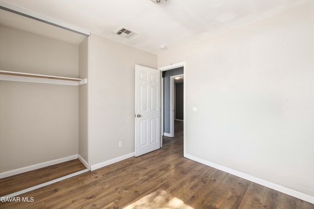 3607 W Avenue K11, Lancaster, CA 93536