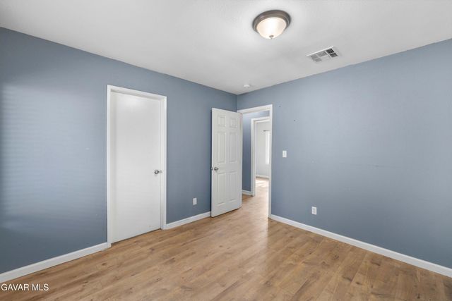 3607 W Avenue K11, Lancaster, CA 93536