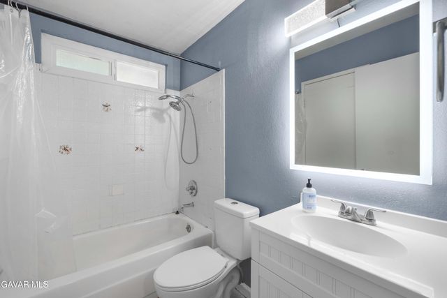 3607 W Avenue K11, Lancaster, CA 93536