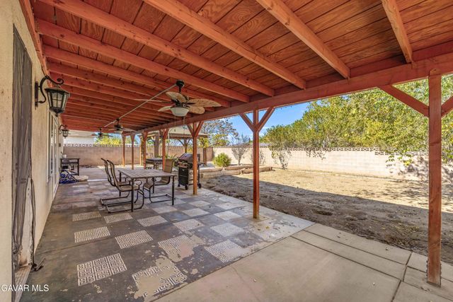 3607 W Avenue K11, Lancaster, CA 93536