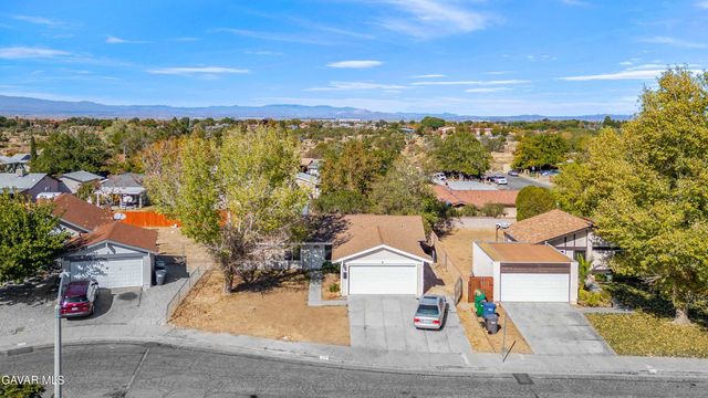 3607 W Avenue K11, Lancaster, CA 93536