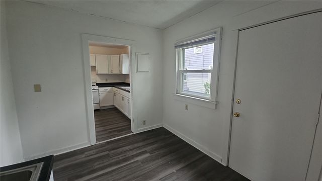 139 32nd Street NE, Cedar Rapids, IA 52402